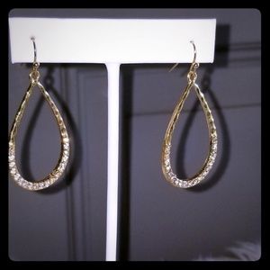 ⚜️ 3/$15 ⚜️ Signature Studios Earrings